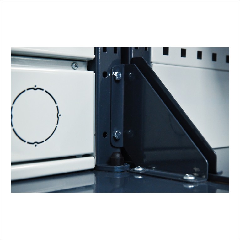 Верстак FBK 205.36.4-2R купить в Омске Верстак FBK 205.36.4-2R купить в Омске