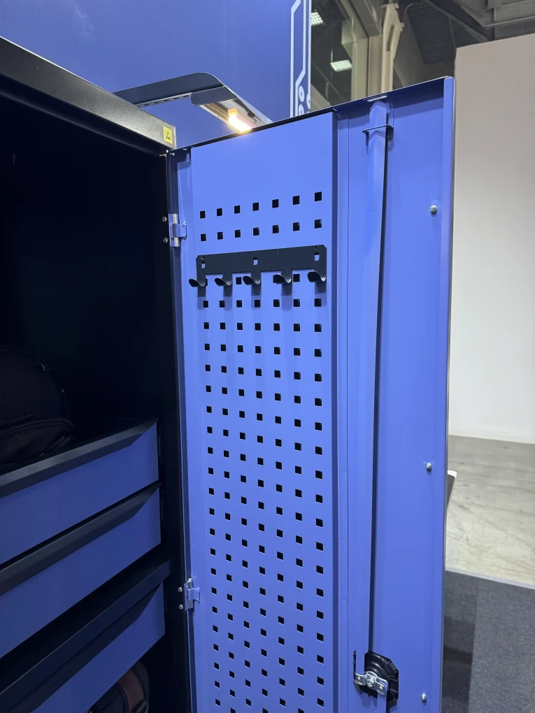 Шкаф антистатический SPC 182.10B.2S купить в Омске Шкаф антистатический SPC 182.10B.2S купить в Омске