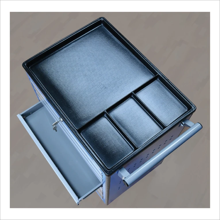 Тележка инструментальная TNC 950.4 купить в Омске Тележка инструментальная TNC 950.4 купить в Омске