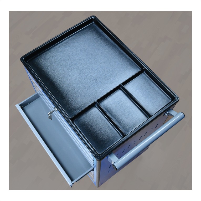 Тележка инструментальная TNC 950.5 купить в Омске Тележка инструментальная TNC 950.5 купить в Омске