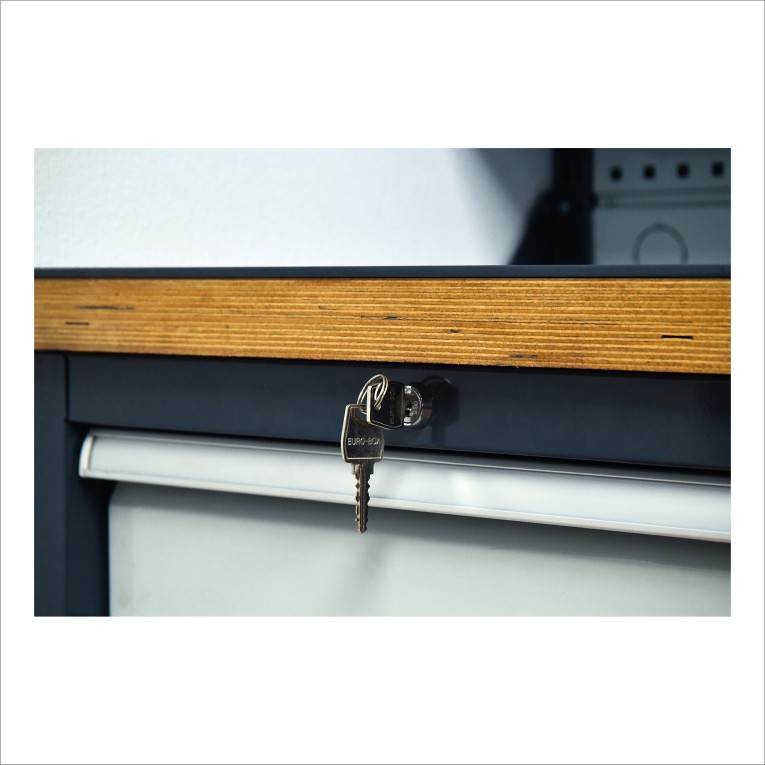 Верстак FBK 205.456-1 купить в Омске Верстак FBK 205.456-1 купить в Омске