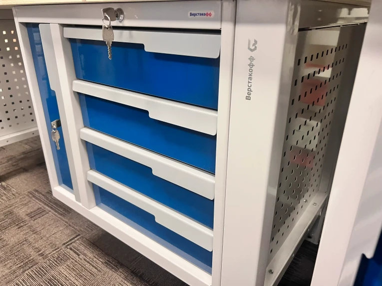 Верстак CTR 2032.S11L1.23-1 купить в Омске Верстак CTR 2032.S11L1.23-1 купить в Омске