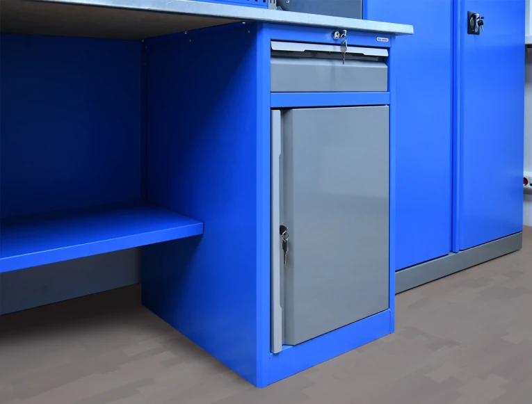 Верстак PRF 161.18.3-1 купить в Омске Верстак PRF 161.18.3-1 купить в Омске