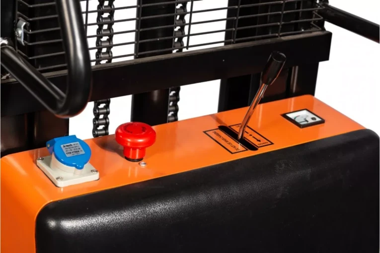 Штабелер электрический самоходный, поводковый 1,2 т-3,5м Вилы: 1150 , АКБ Li - Ion, CL1235J SIBLINE купить в Омске Штабелер электрический самоходный, поводковый 1,2 т-3,5м Вилы: 1150 , АКБ Li - Ion, CL1235J SIBLINE купить в Омске