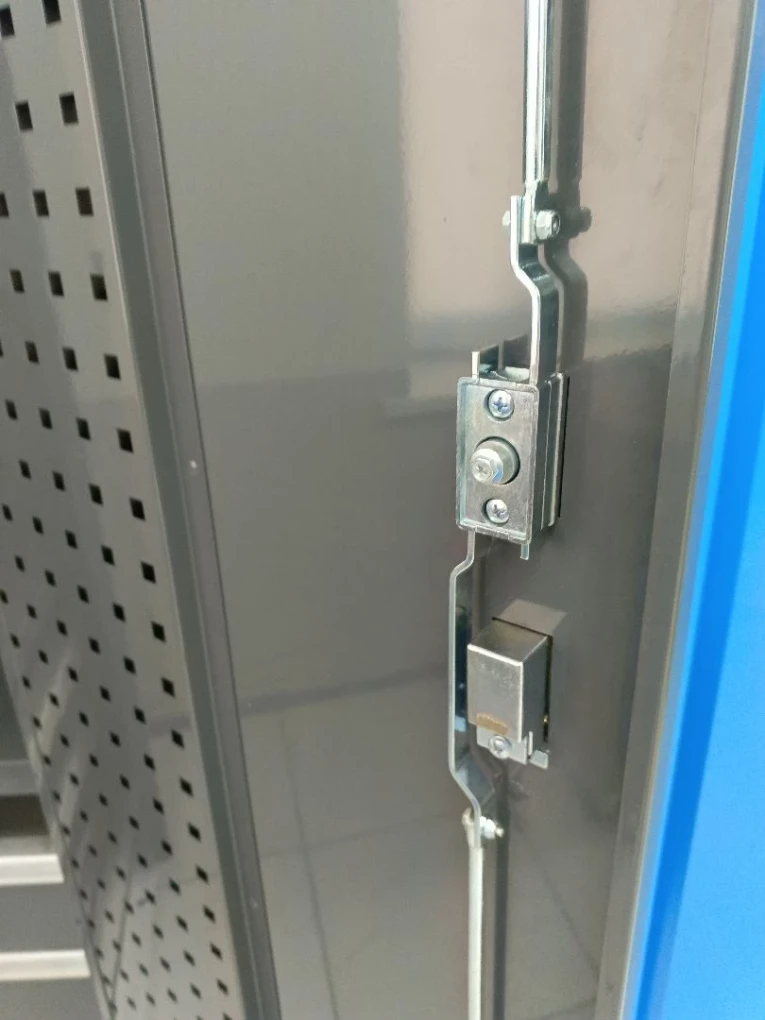 Шкаф инструментальный FBK 20 PR.2B2.1S купить в Омске