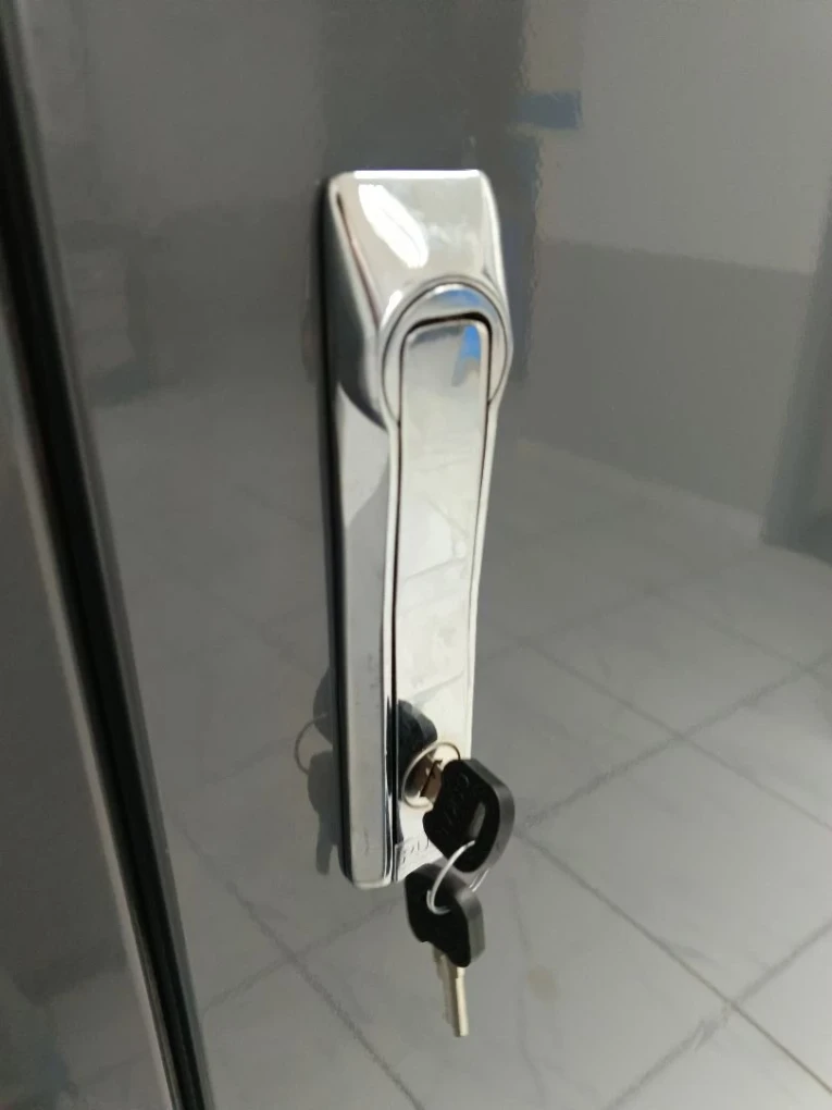 Шкаф инструментальный FBK 20 PR.2B2.2S купить в Омске Шкаф инструментальный FBK 20 PR.2B2.2S купить в Омске