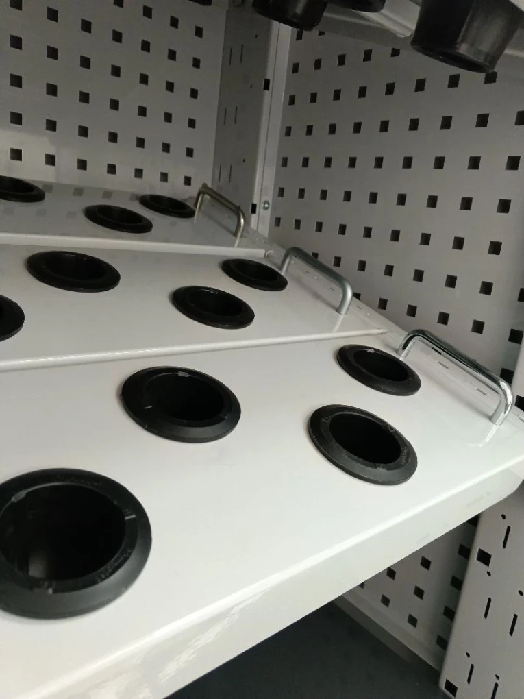 Шкаф инструментальный FBK 20 R.B3.1S (9403.7503) купить в Омске Шкаф инструментальный FBK 20 R.B3.1S (9403.7503) купить в Омске